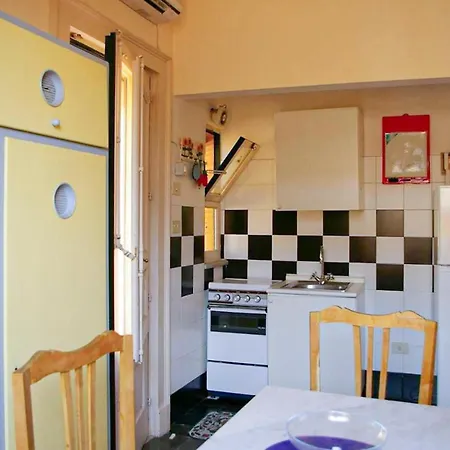 Casa Rossi Ачиреале
