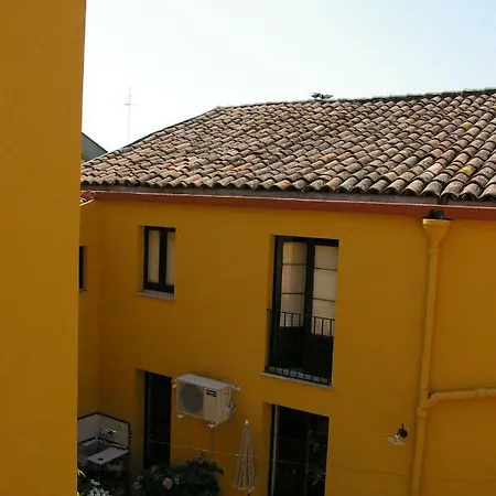 Casa Rossi 3*